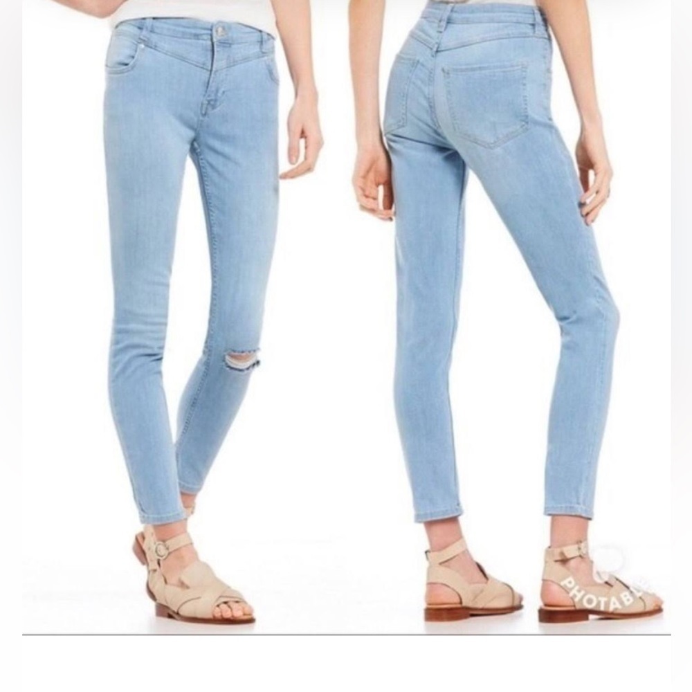 Free People Mara Skinny Jeans Light Wash Distressed Knee Size 25 Ankle - Picture 4 of 9